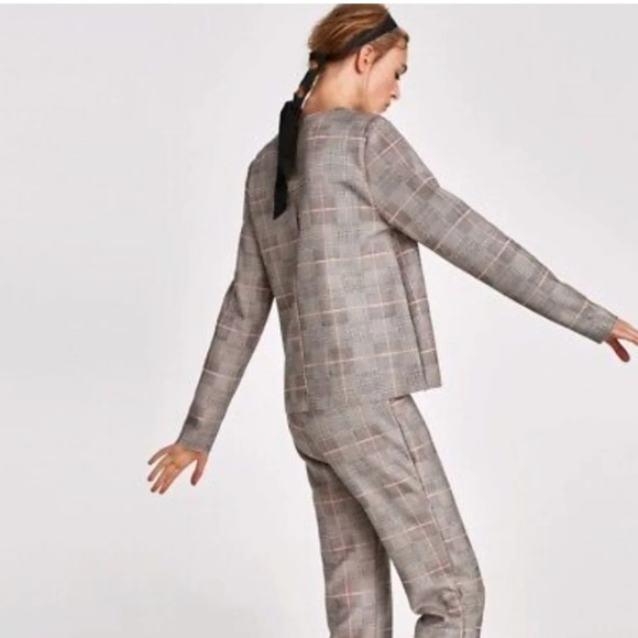 Zara Women's Long Sleeve Glenn Plaid Micro Houndstooth Knit Blouse Size Medium - Picture 3 of 12